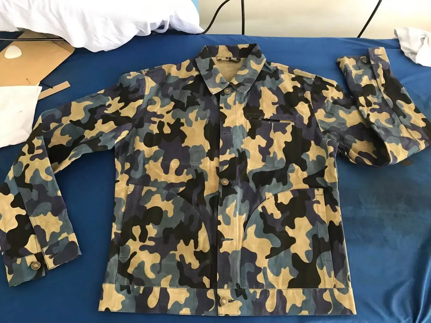 High Quality waxed Jacket Mossy Green And Tan Hunting Fishing Outpost Jacket