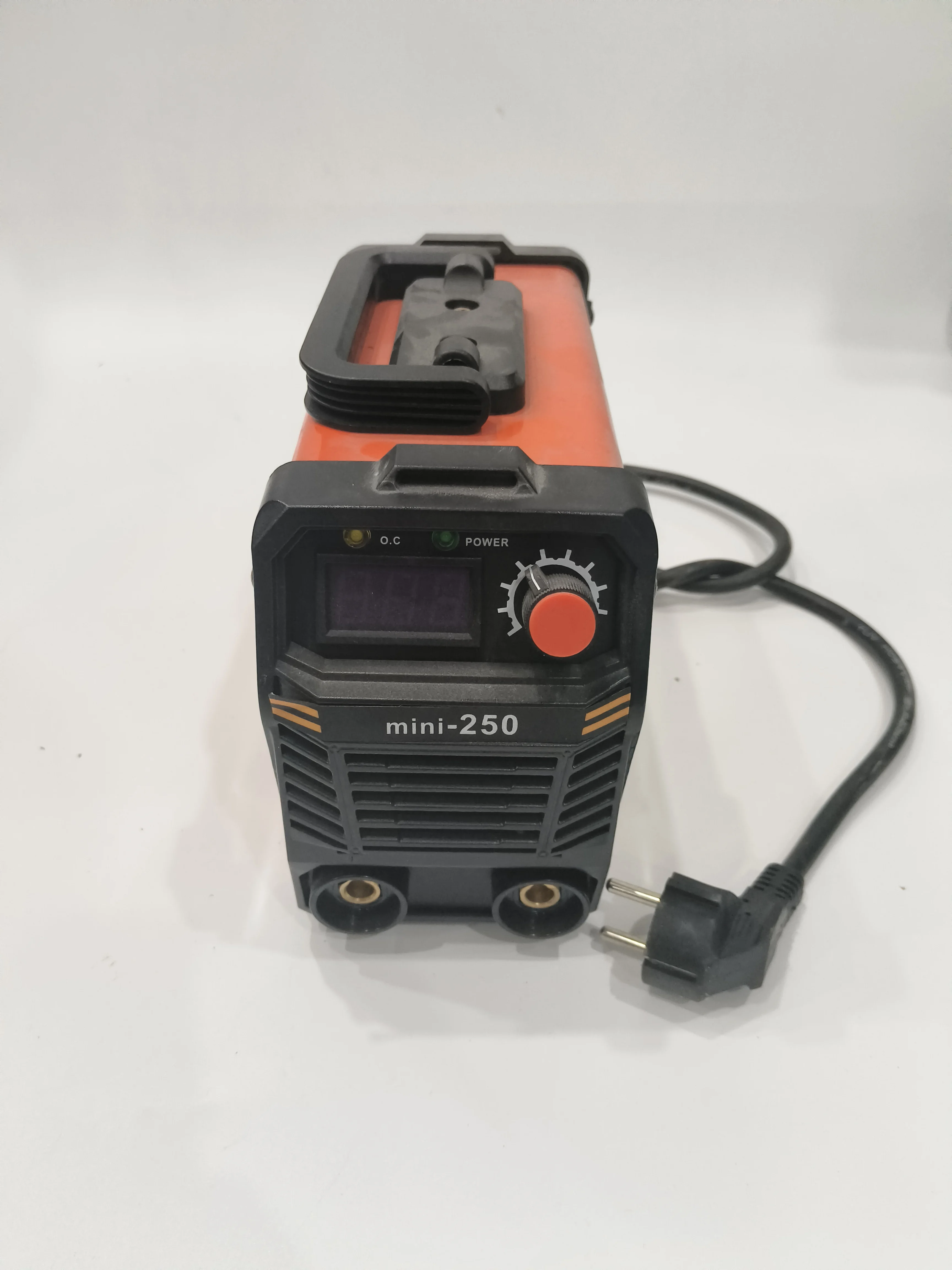 Binli Factory Price Wholesale New Style Best Sell Mini Portable 110V 220V MMA ARC ZX7 200 225 IGBT Inverter Electric Welder