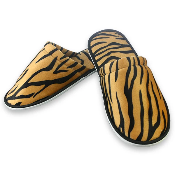 Пользовательские вышитые тапочки вышитая ткань EVA мужские Тапочки