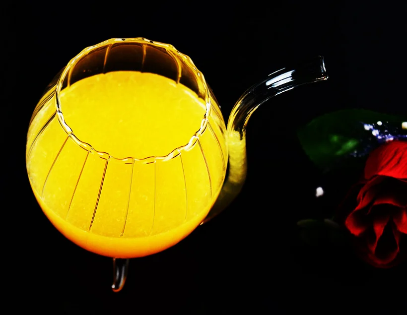 Оптовая продажа 300 мл плиссированная стеклянная чашка для питья с одной