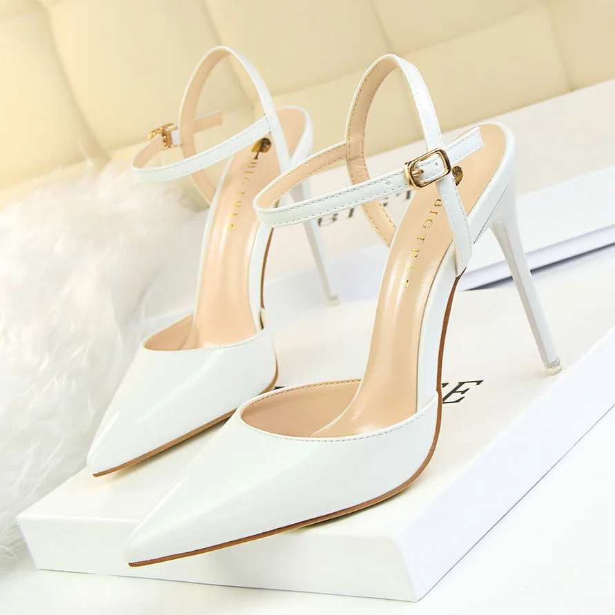 New Products Big Size Pointed Sexy Girl Party Shoes Europe Fasion Women Shoes Lady Shoes