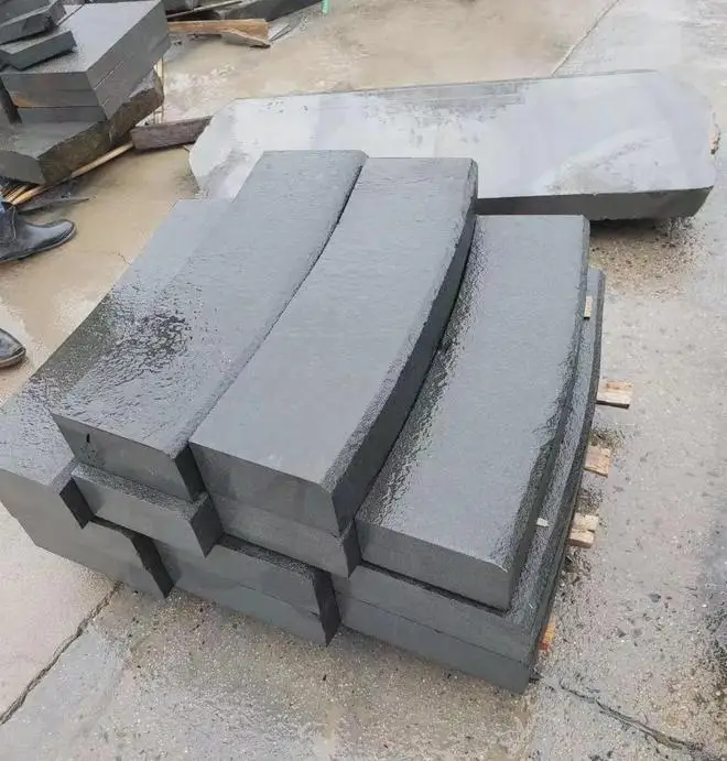 China Granite Nature Stone Black Granite Paving Stone Polished Flamed