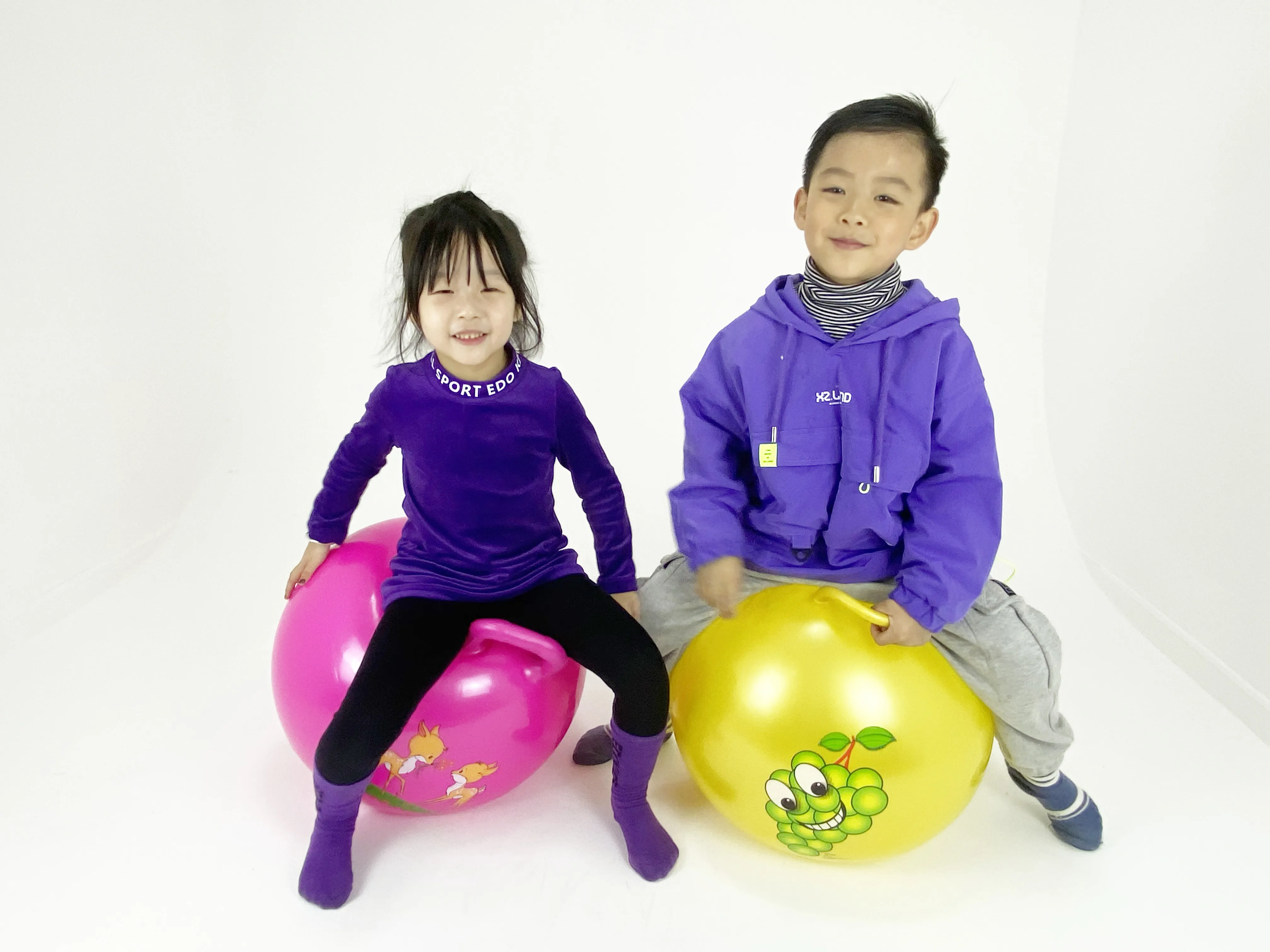PVC Toy Jumping Ball with Handle 45cm Bouncy Hopping Ball