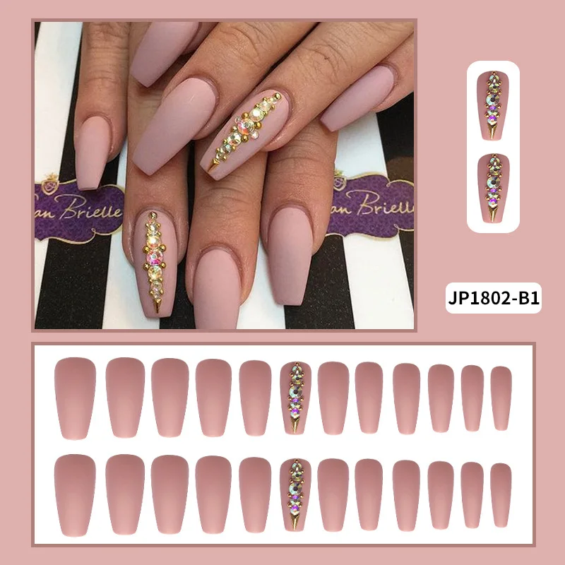 false nails (7).jpg