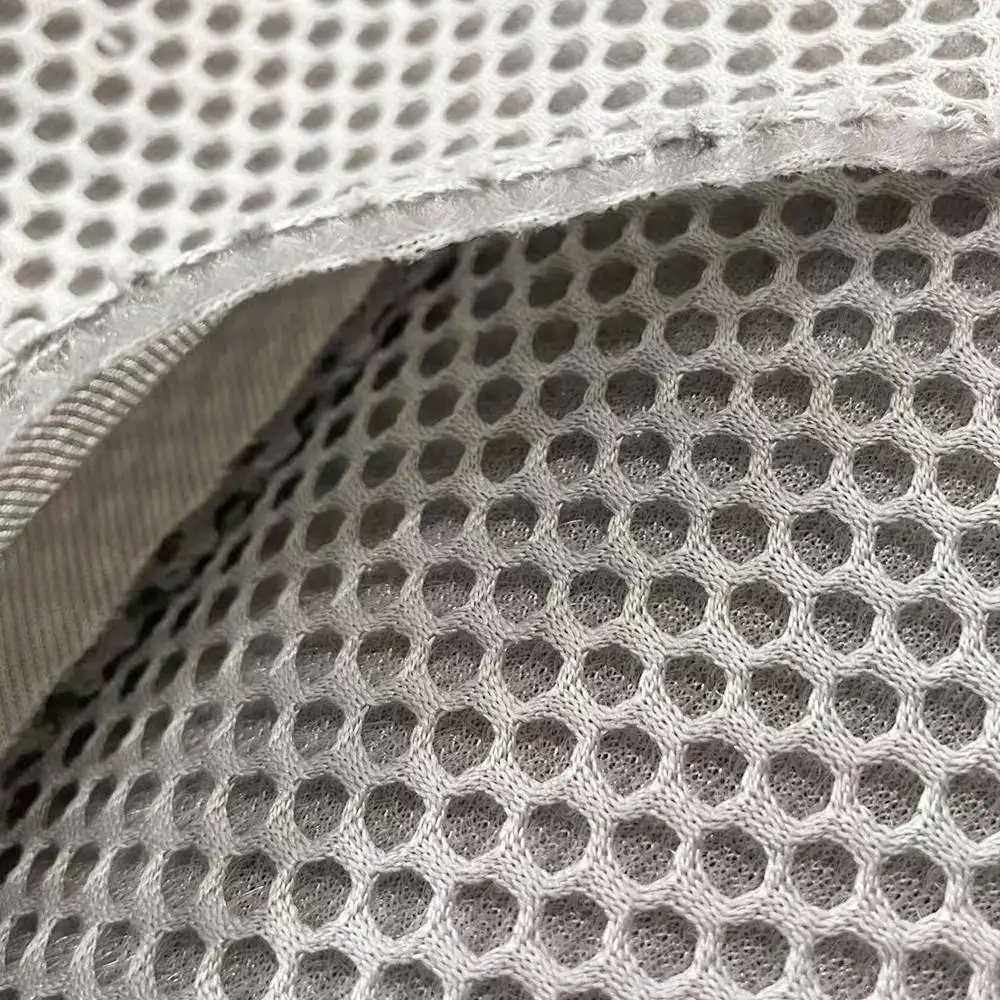 China Manufacturer 3d Mesh Fabric Spacer 100% Polyester 3d Knitted Sandwich Air Mesh Fabric For Shoe