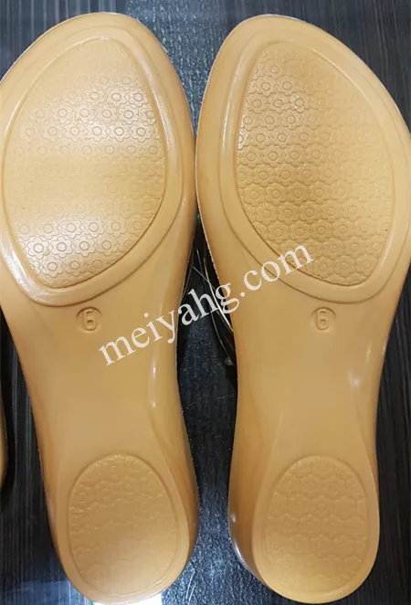 High Gloss PU Shoe Soles Water Based Release Agent