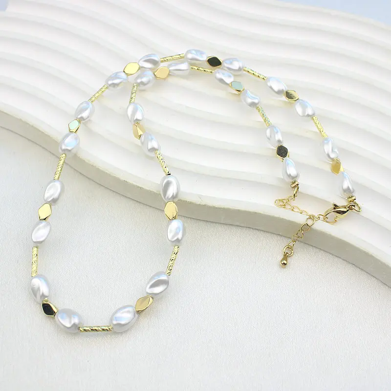 CH-LHN1137 Trendy Plastic Pearl Necklace Gold Plated White Plastic Pearls Gold Beads Necklace Wholesale Plastic Pearl Necklace
