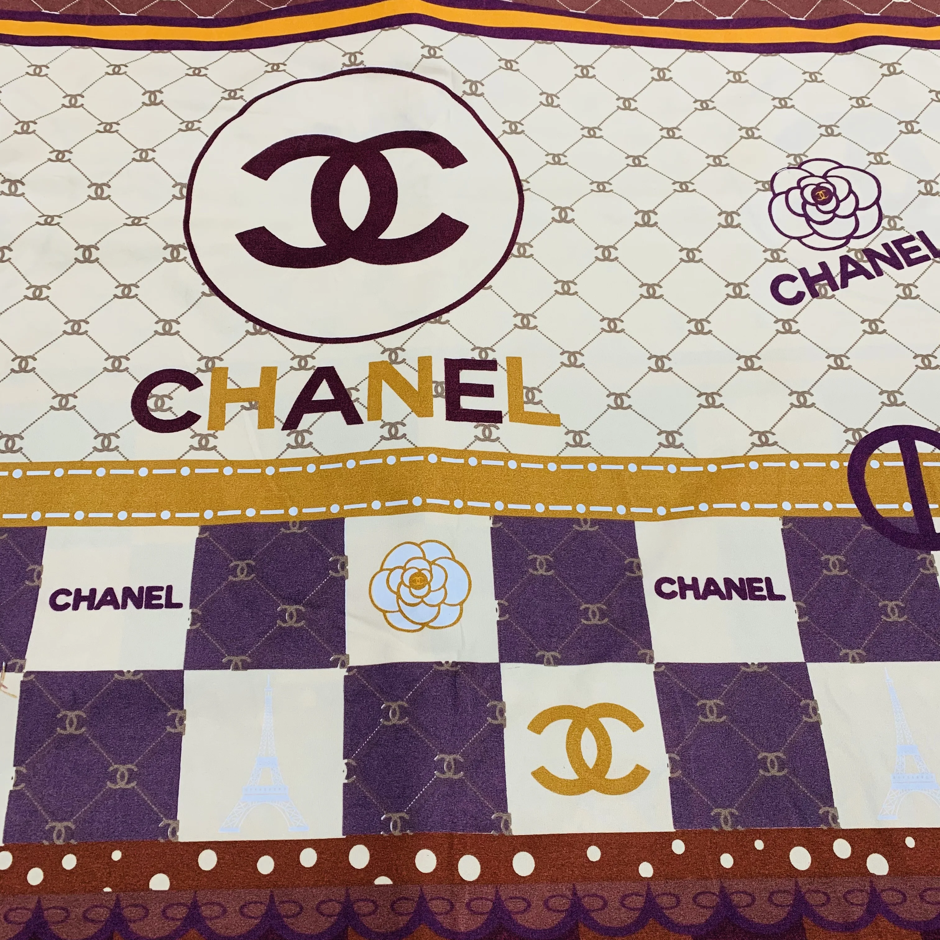 zhejiang factory 100 polyester  medium weight disperse printing customized famous brand fabrics for home textile in rolls