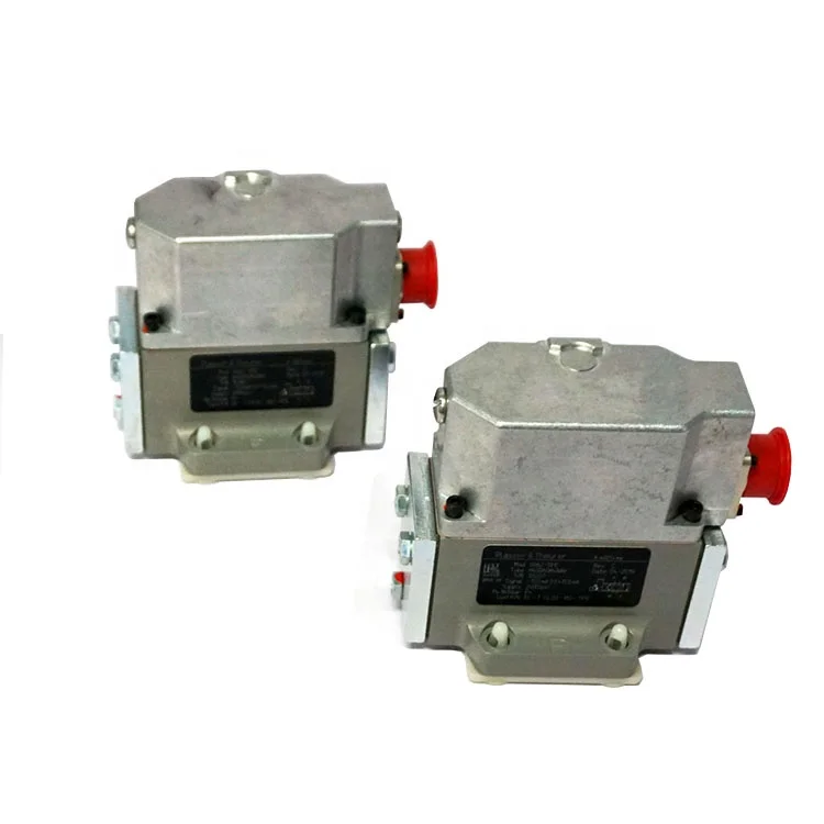 Hydraulic Servo Valve With Black Brand For Railway Tamping Maintenance Equipment Of Plasser Type EL-T76.00.MO Or H40DAGM4NAH