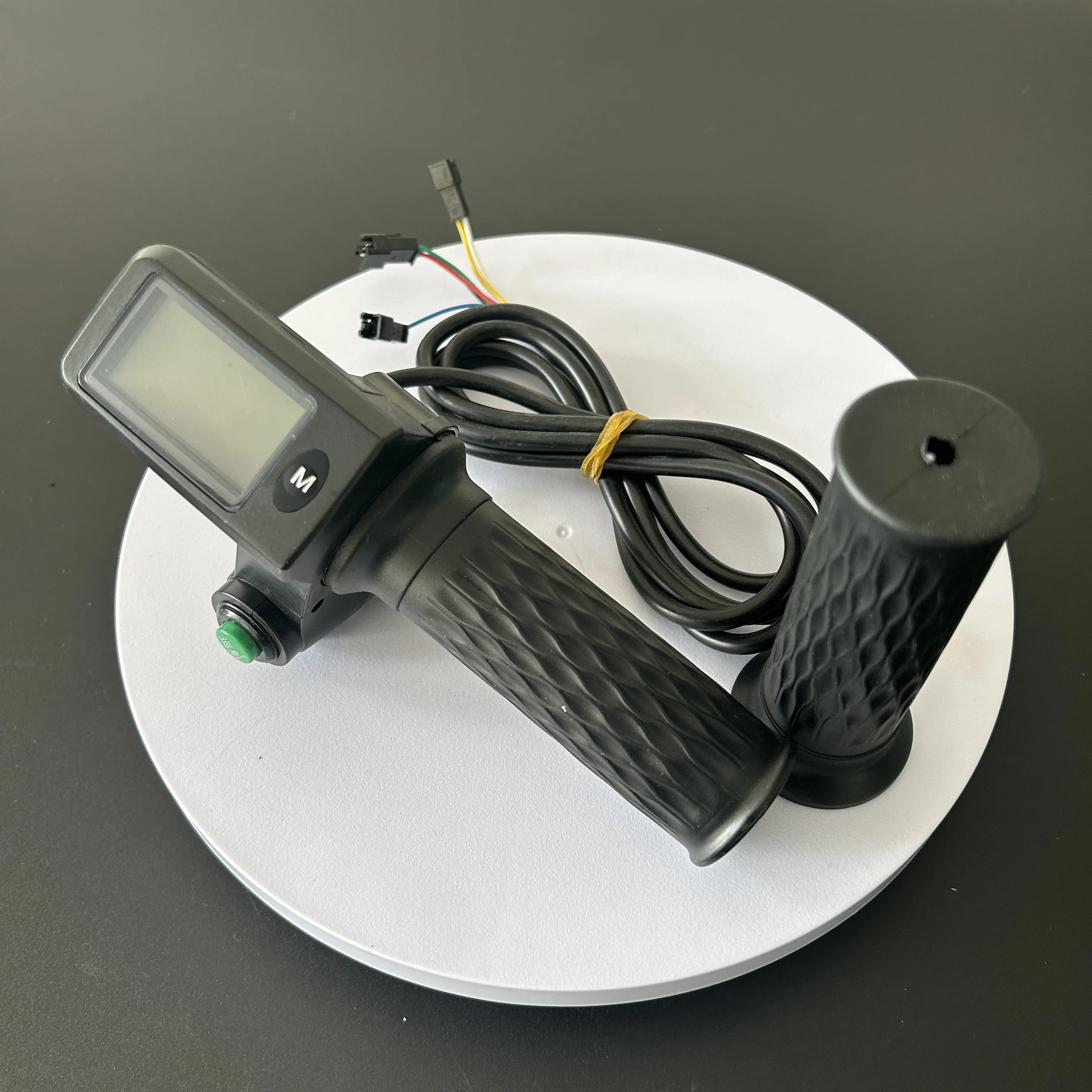 Factory Cruise button LCD display M key throttle handle for electric scooter tricycle motorcycle spare parts original twist grip
