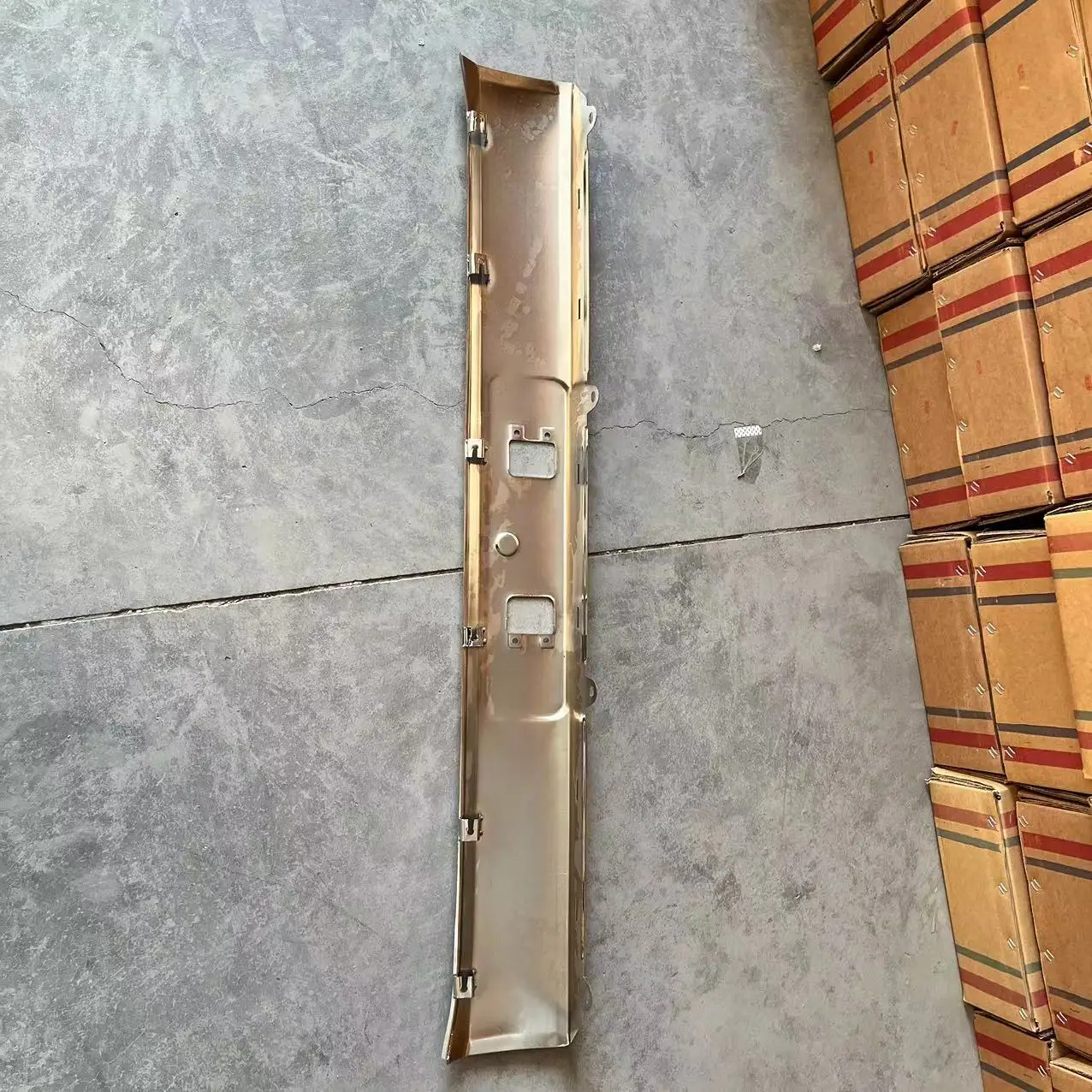 NEWTHINKING Bumper suitable for New HINO 700 Material Iron Modification Parts