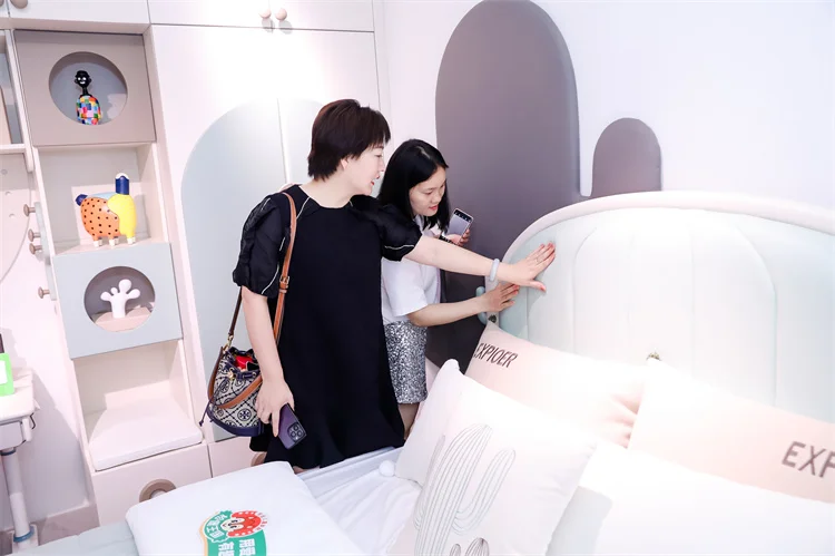 For Sale  Factory New Child Solid Wood Frame With Leather Padding Twin Simple Design Modern Single  Girls Princess Kids Bed