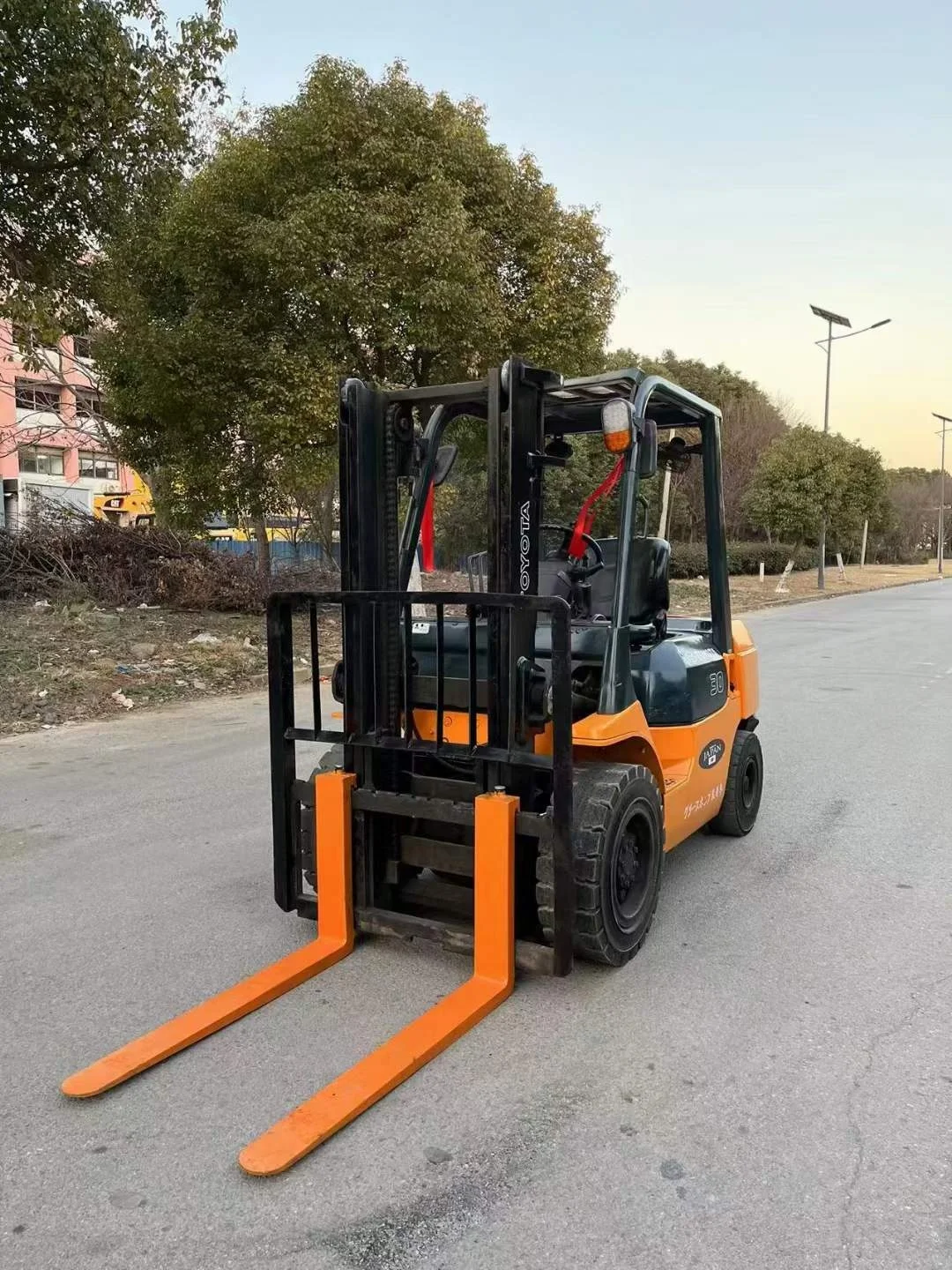 Used Japan forklift secondhand Multifunction excavator  toyota Japan forklift parts  for sale