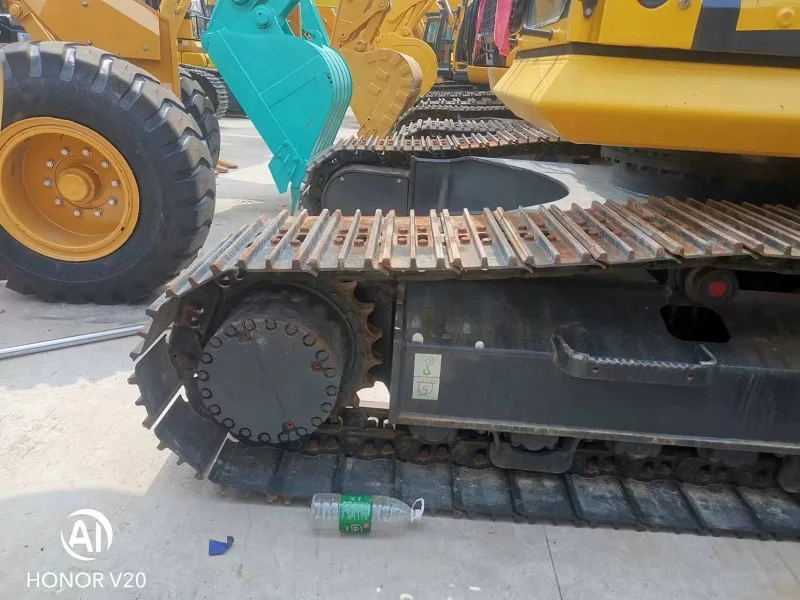 Японский известный бренд эффективный использованный PC240-8 экскаватор Komatsu Подержанные экскаваторы