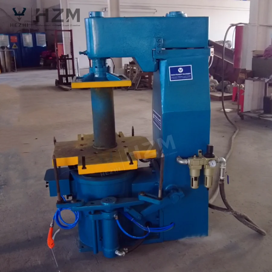 Машина для формования тормозных барабанных дисков, для литья по металлу