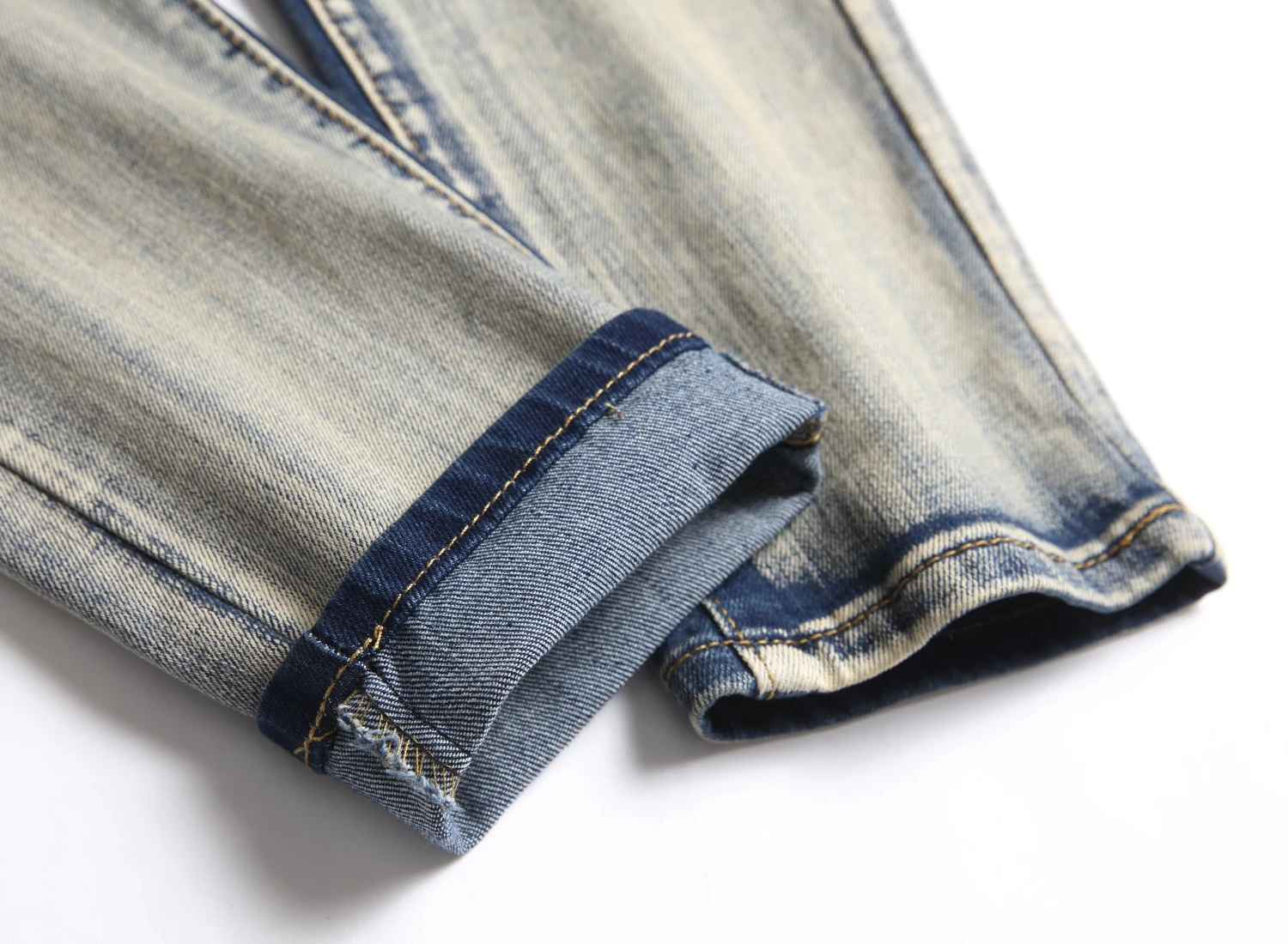 Fashion Streetwear Men Jeans Blue Color Paint Printed Jeans Men Designer Hip Hop Pants Slim Fit Punk Style Designer Jeans