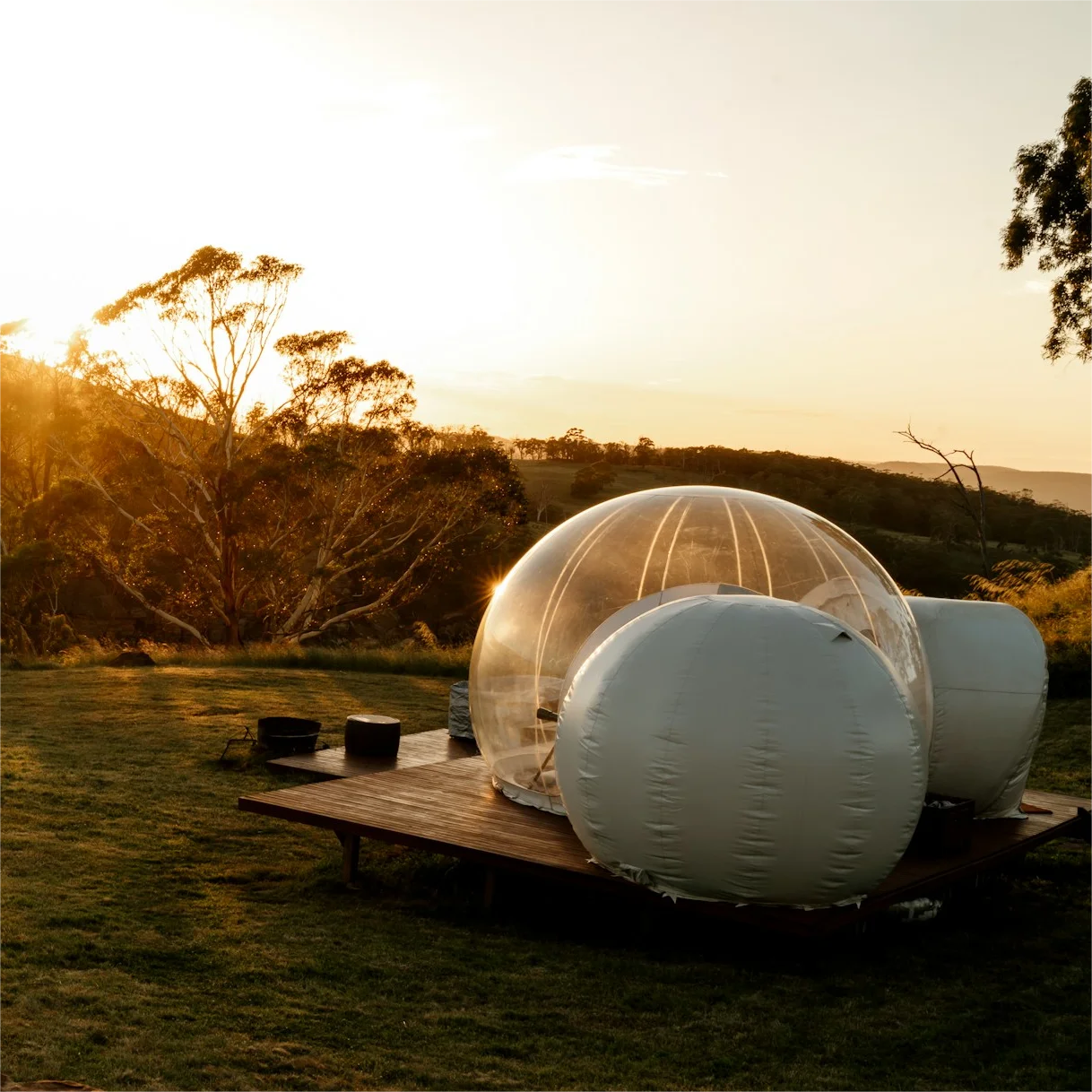 High Quality PVC Glamping Dome Luxury Inflatable Bubble House with Single Aisle