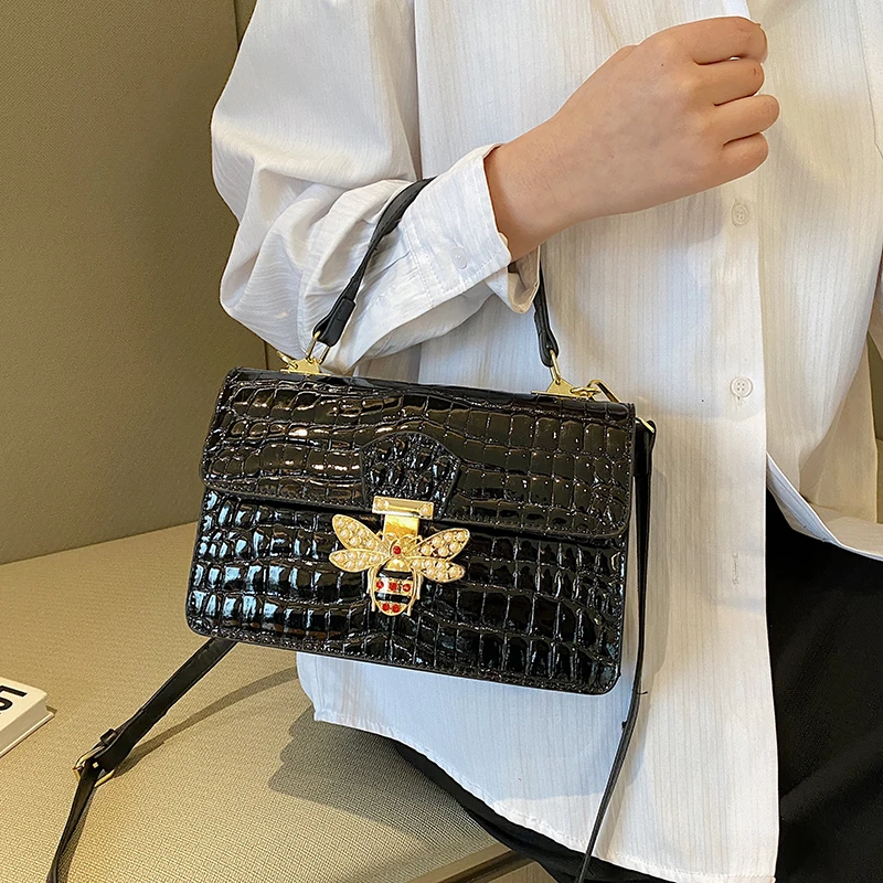 Factory Famous Designer Branded Bee Purse 2023 Trendy Lady High Quality Stone Pattern Luxury Purse Handbag