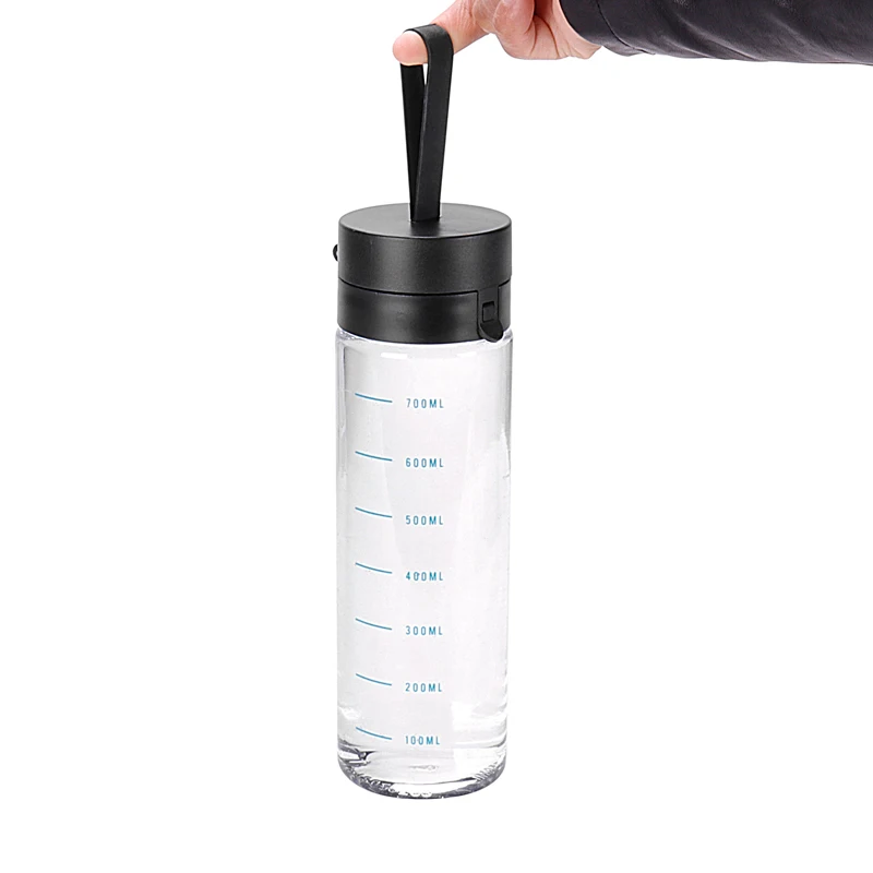 Best-selling Bpa-free 800ml  outdoor sports lightweight and easy-to-carry plastic water bottle