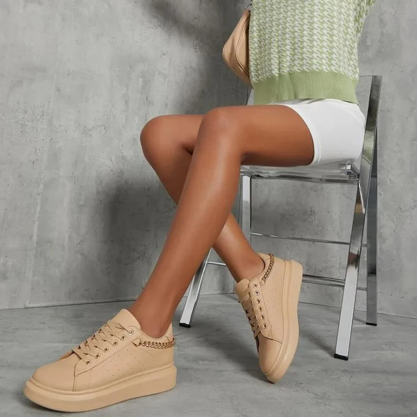 Fashion Sneakers Walking Style Shoe Plus Size Women Slip On Comfy Platform shoes Ladies Metal chain casual sports sneakers