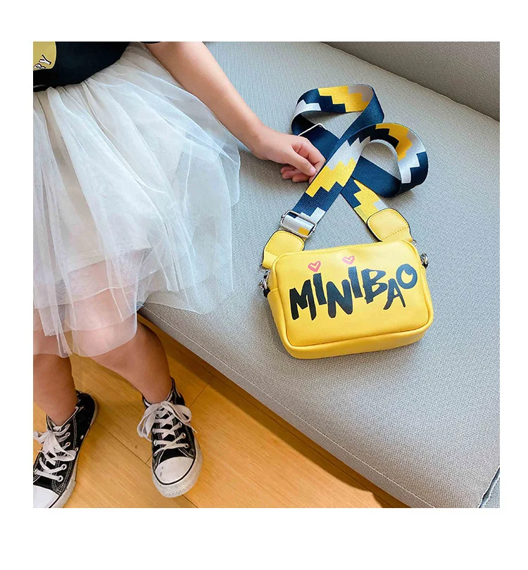 2020 New Purse for Girls Kids Carton Letter bags cute Bags meaagers Purse for wholesale