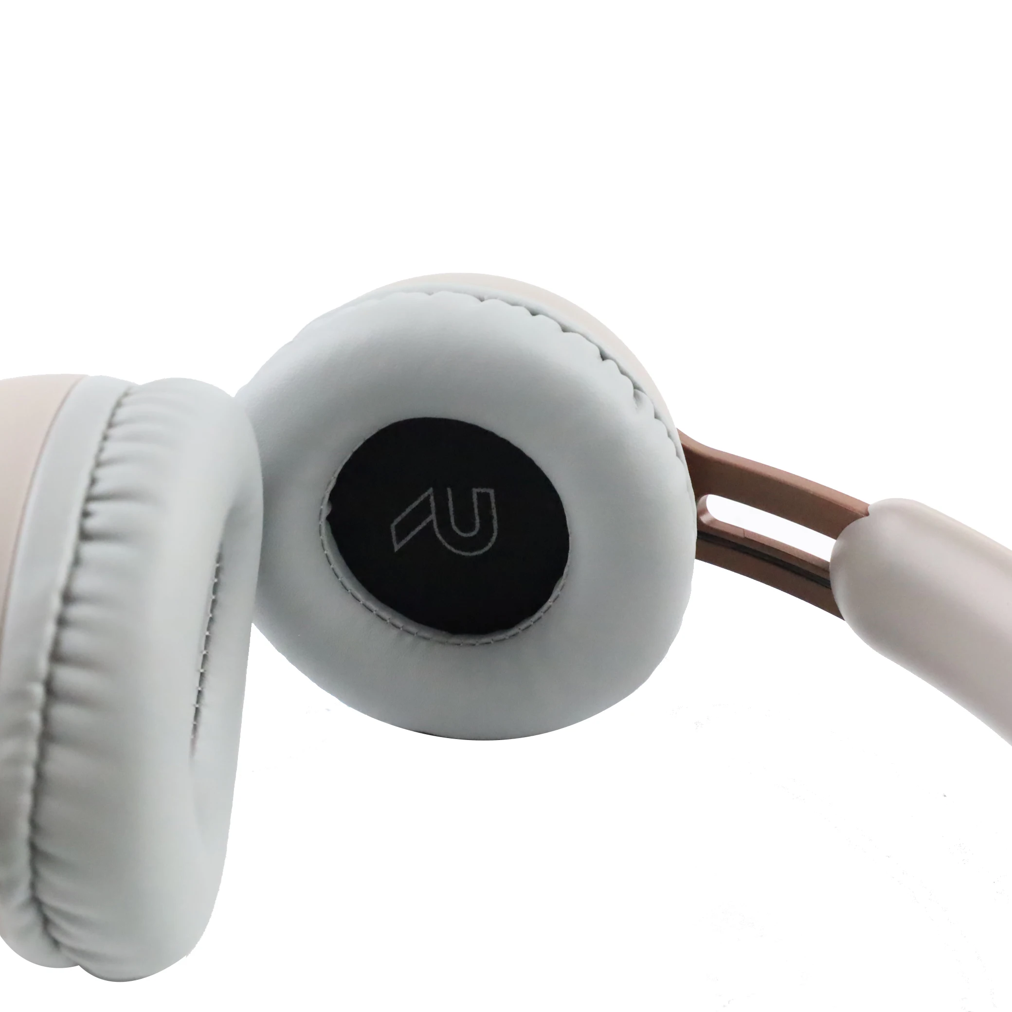 Новая беспроводная Bluetooth-гарнитура с многофункциональной круглой кнопкой и встроенным