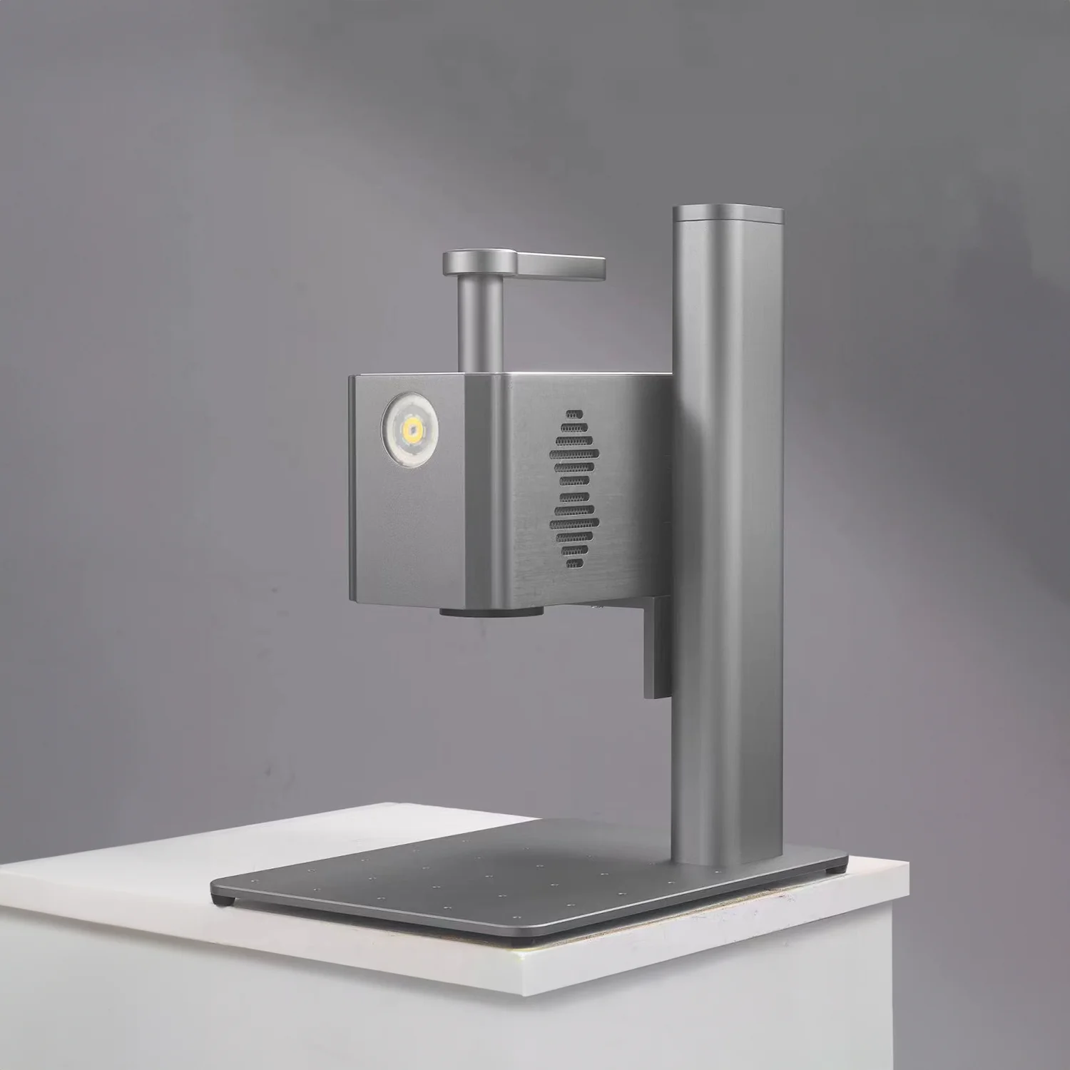 Multi-Wavelength Portable Laser Marking Machine for Diverse Materials