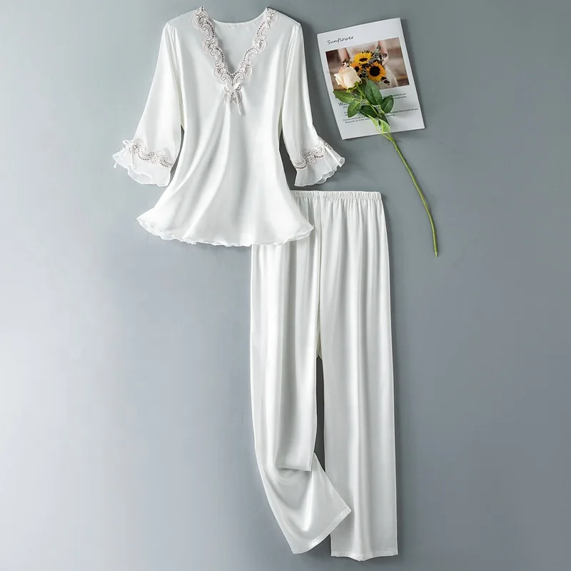 2024 Hot selling  Luxurious Silk Women Pajamas Set for Summer Night  Plain Color Satin Sleepwear For Women