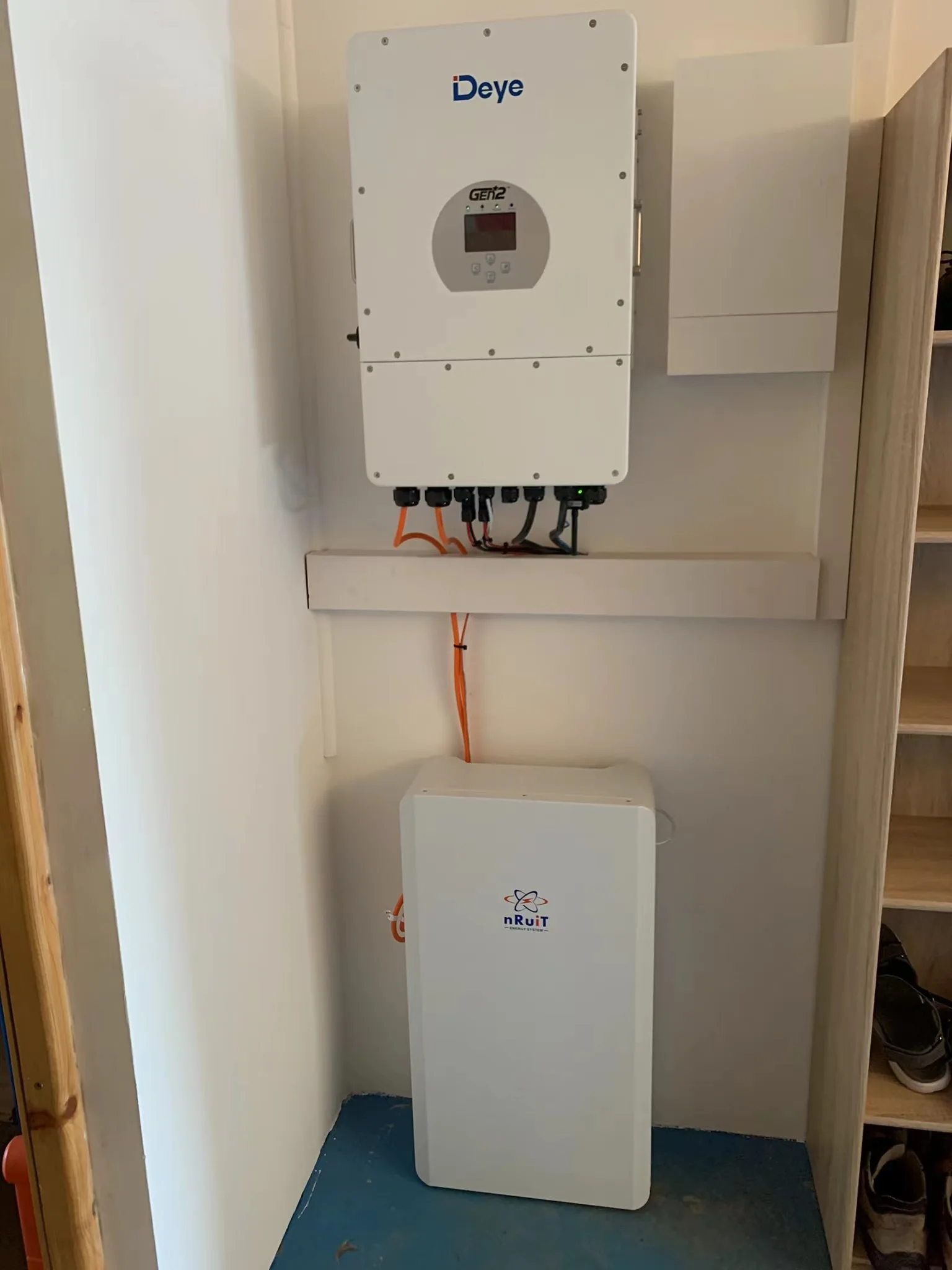 Deye Inverter Compatible Nruit 51.2v Lifepo4 48V 9kwh Solar Storage  CATL Cell Lithium Battery