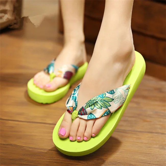 2023 Hot Selling Summer flip flops sandals weaving canvas beach female cool slippers for women