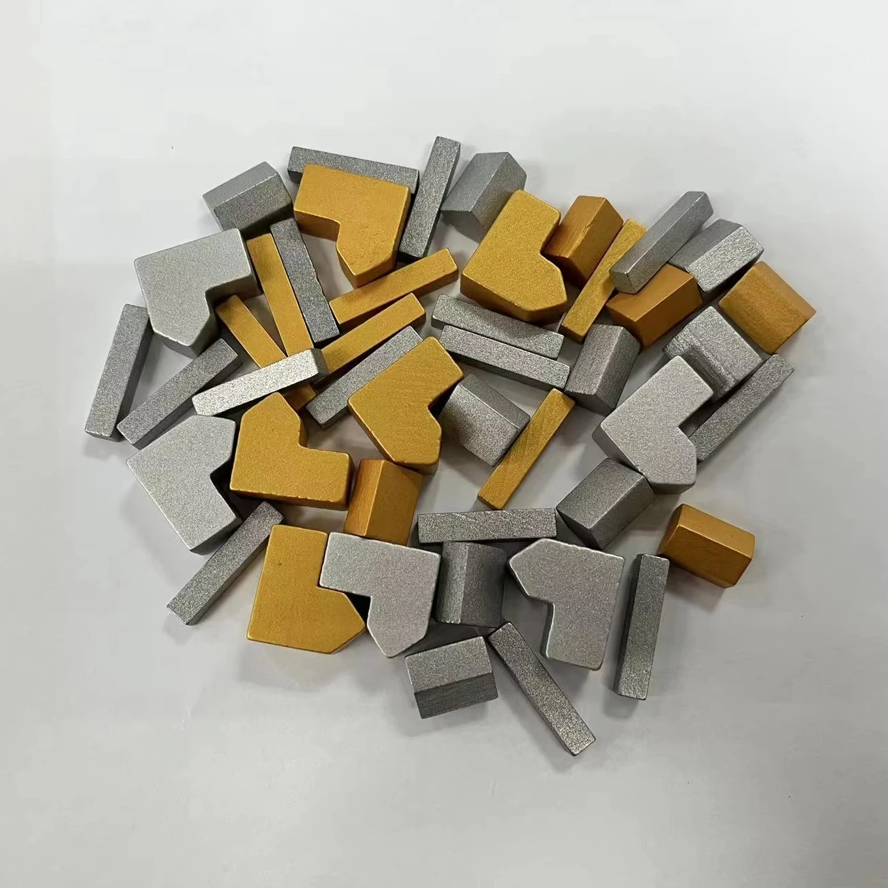 Custom wooden meeple high quality gold/silver wooden game tokens