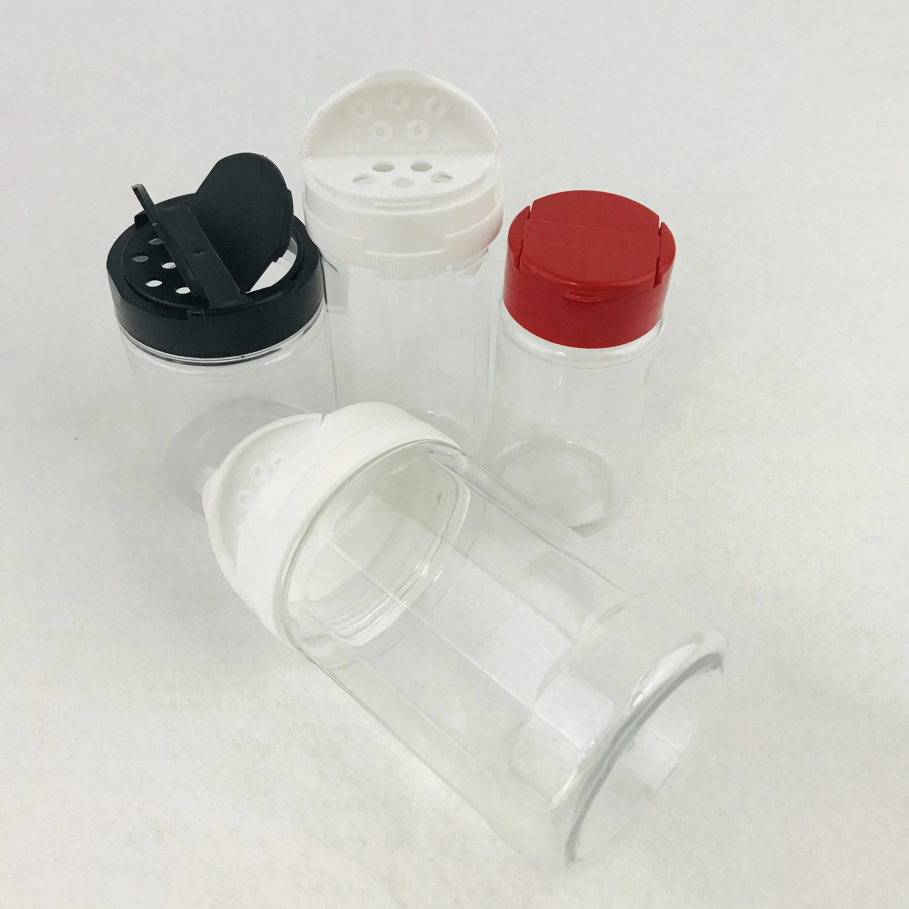 Wholesale  PET Plastic Spice Jars Little  Cheap Bottle Jar with Shaker lid 100 ml - 500 ml