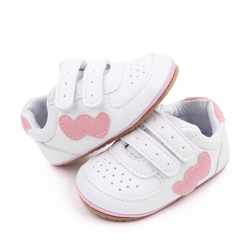 Baby boys and girls wavy letter W soft soled casual small white shoes toddler sneakers