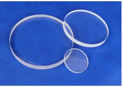 Circular optically polished high temperature resistant clear quartz wafer