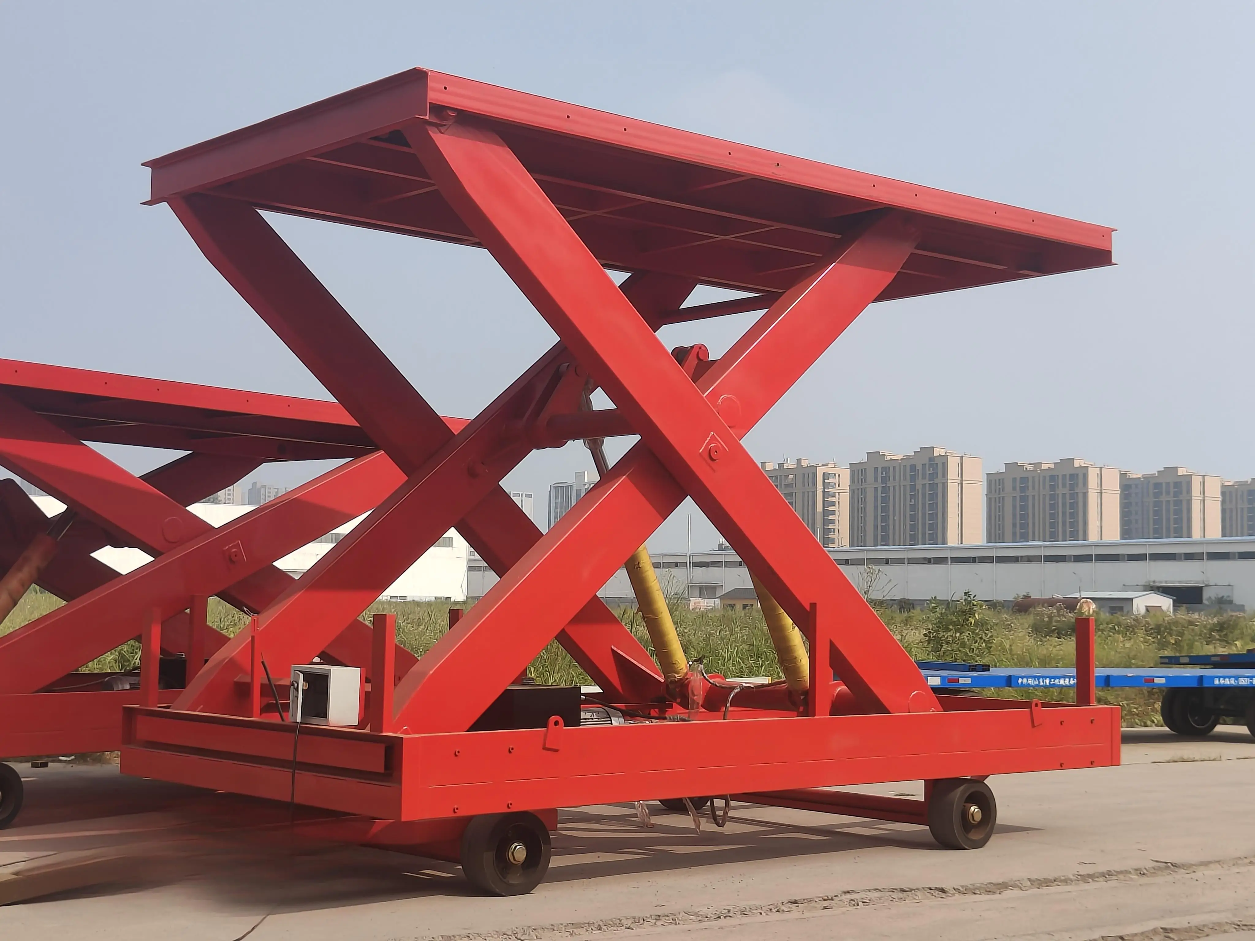2m CE Certified Hydraulic Small Electric Scissor Lift Table Fixed Lifting Platform
