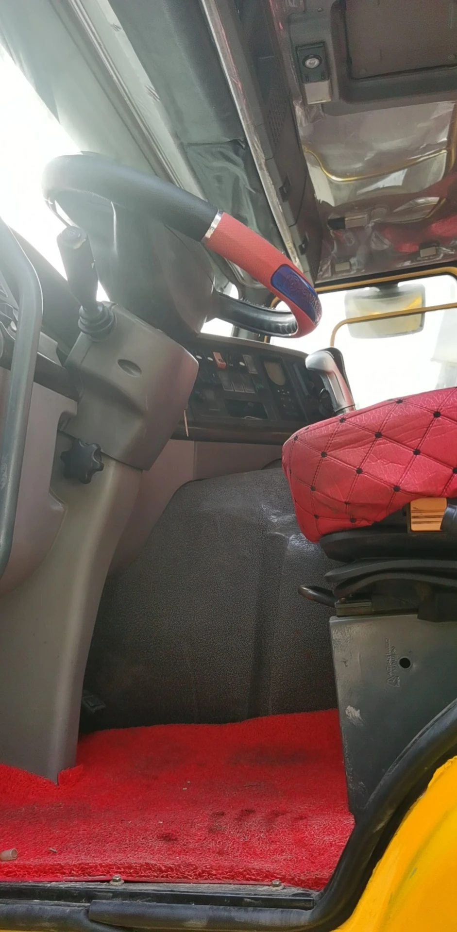 China products/suppliers. China Truck FAW HOWO JAC Shacman Dongfeng Beiben Foton HOWO Heavy Lorry Used Dump Tipper Truck