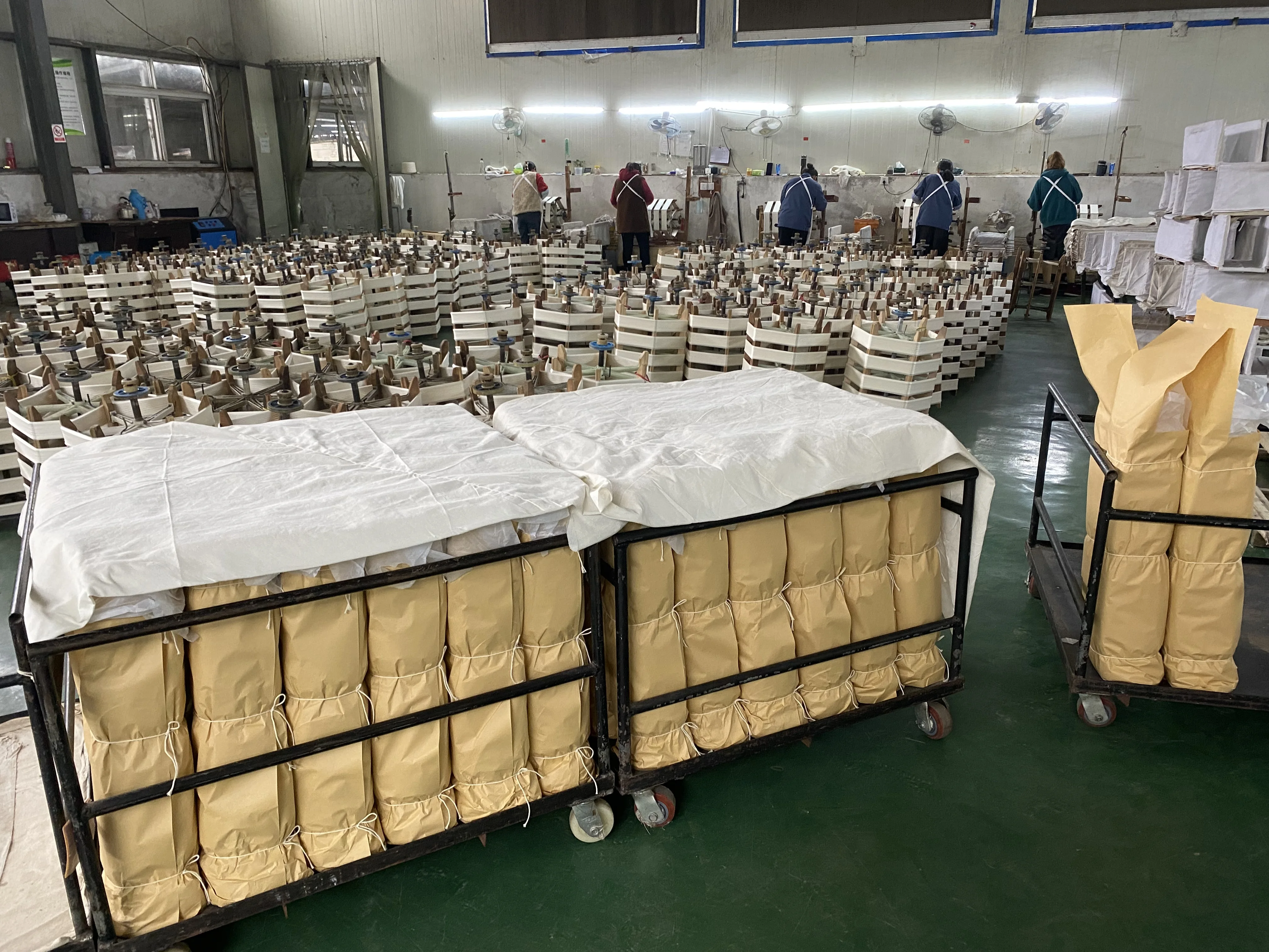 20/22D 4A Grade Factory Price Mulberry Raw Silk Yarn