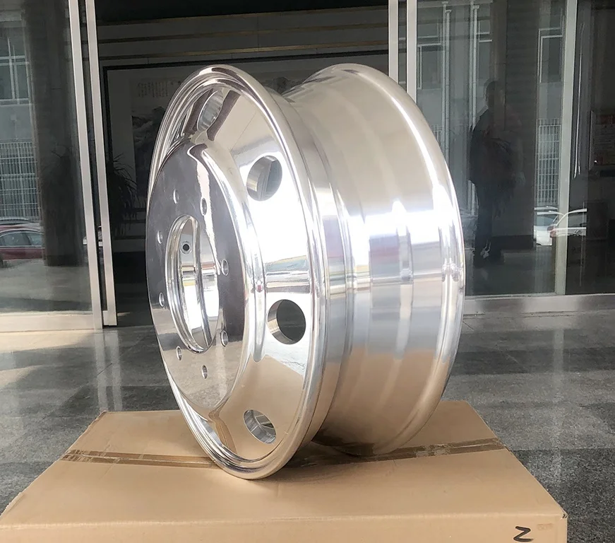 19.5x6.0 inch  Truck wheel of Aluminum material Forged wheels or rims