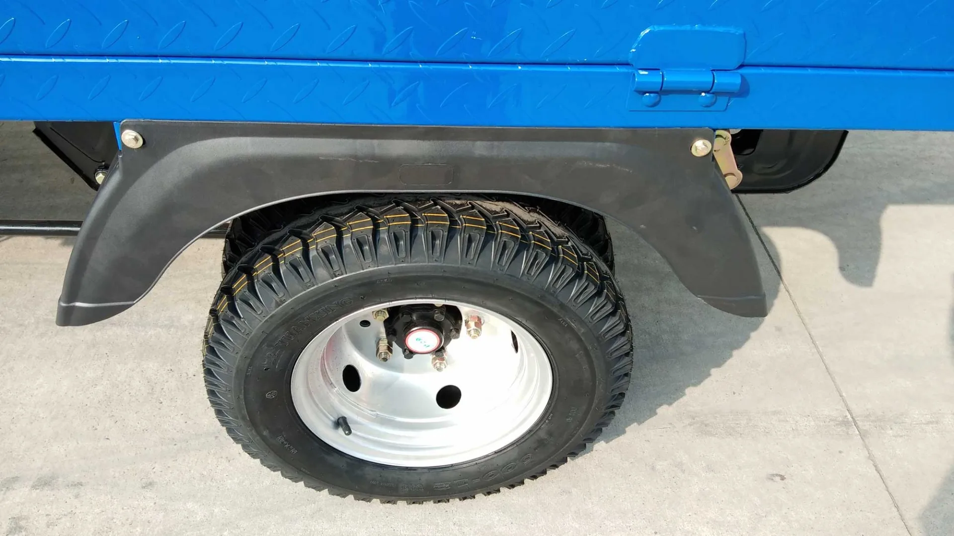 10PCS MOS Field Effect Tubeselling 150cc Tricycle for Cargo Well Sell Truck Bike Five Wheels Longer Cargo Box Sizetriode DAYANG