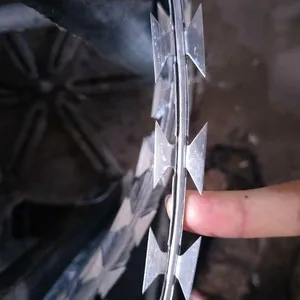 Anti Intrusion Concertina Razor Barbed Wire For Fence Waterproof