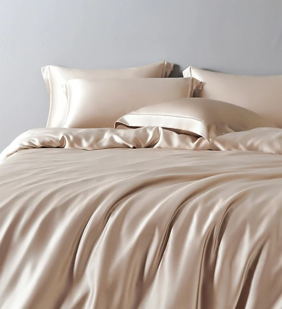 Silk Luxury Duvet Cover Set Bed Sheet Bedding Set Factory Direct Bed Linen Customized Set