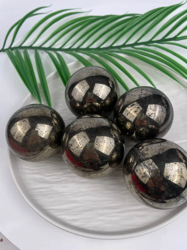 Wholesale Price  Natural Crystals Sphere  Healing Stones Mineral  Pyrite  Ball For Collection