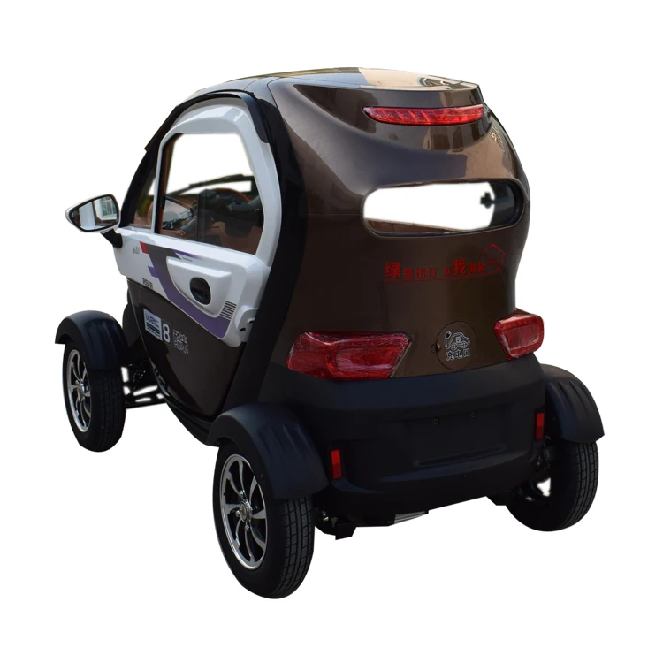 Небольшой электрический автомобиль smart 3 места четырехколесный