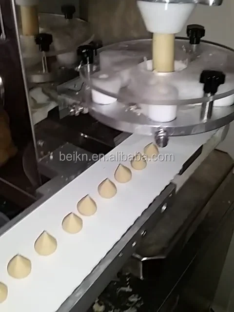 Small type automatic coxinha filling encrusting machine for sale