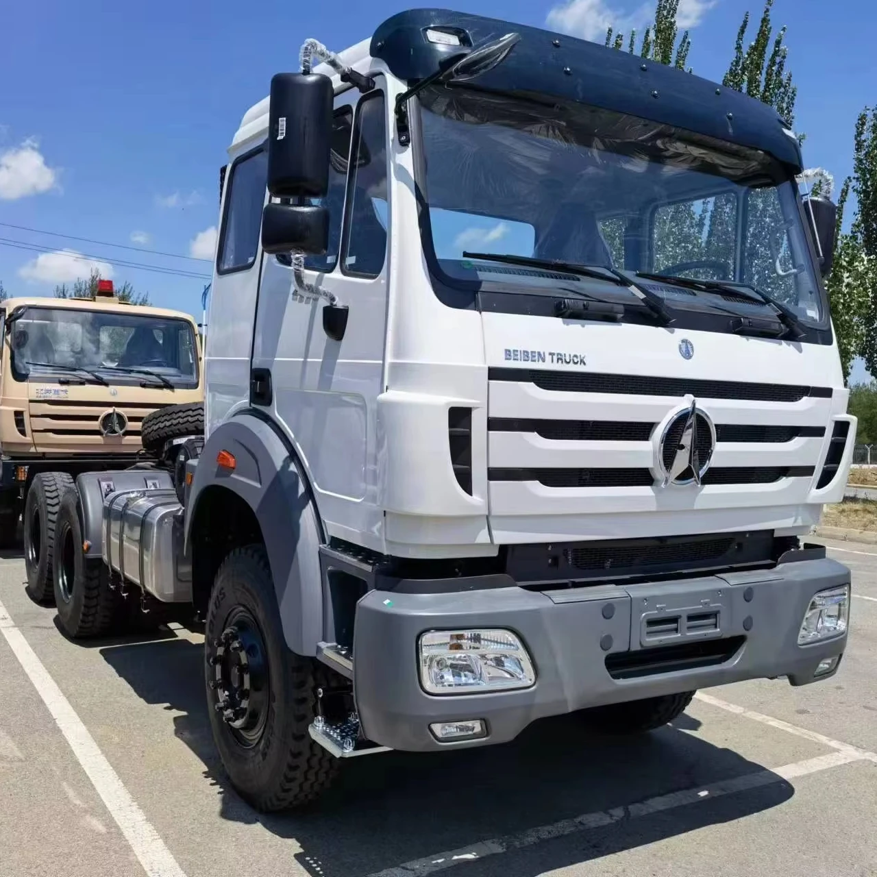 China Cheap Price Beiben Rear Axles 6x4 Heavy Duty Beiben Tractor Head Truck In Stock