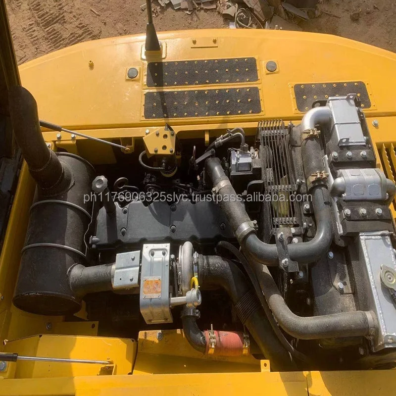2016 year Used Komasu Excavator PC220LC-8 with hammer Line and mining bucket for sale pc220-8