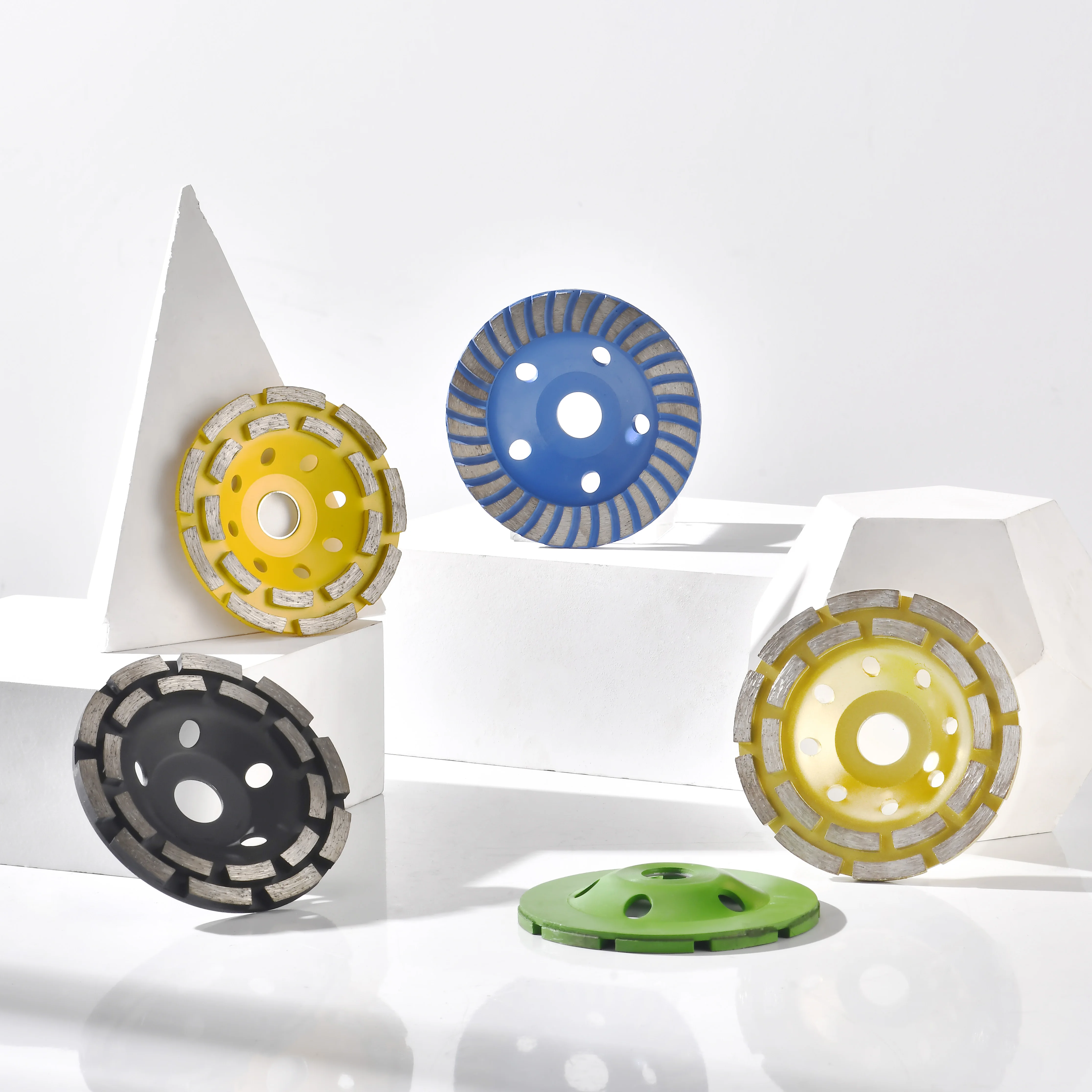 China Supplier High End Durable Using Hardware Tools 125 mm 5 inch Polishing Diamond Disc Grinding Wheel for Marble