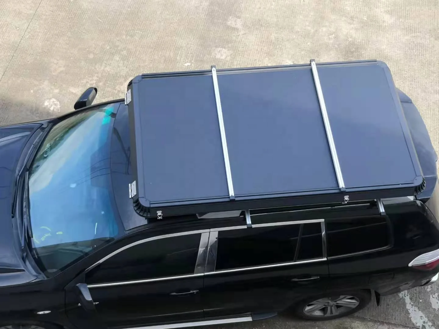 2020 latest Hard Shell automatic car tent travel tent aluminum tent