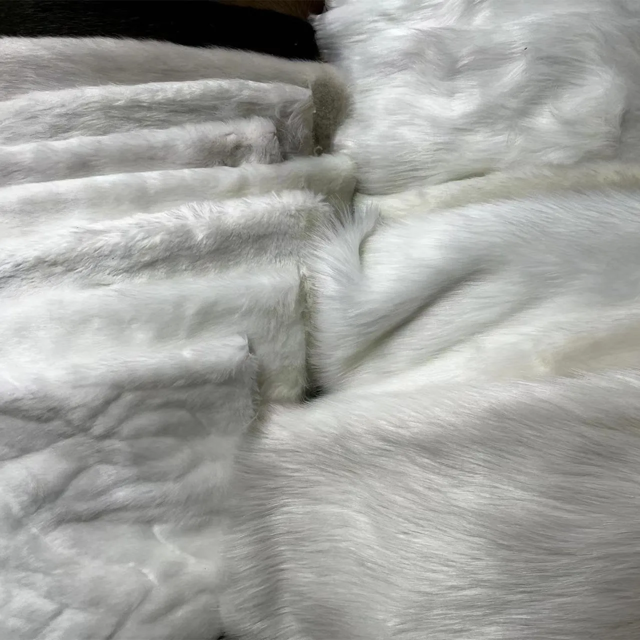 Mixed type faux fox fur fabric warehouse stock price cheap long fur