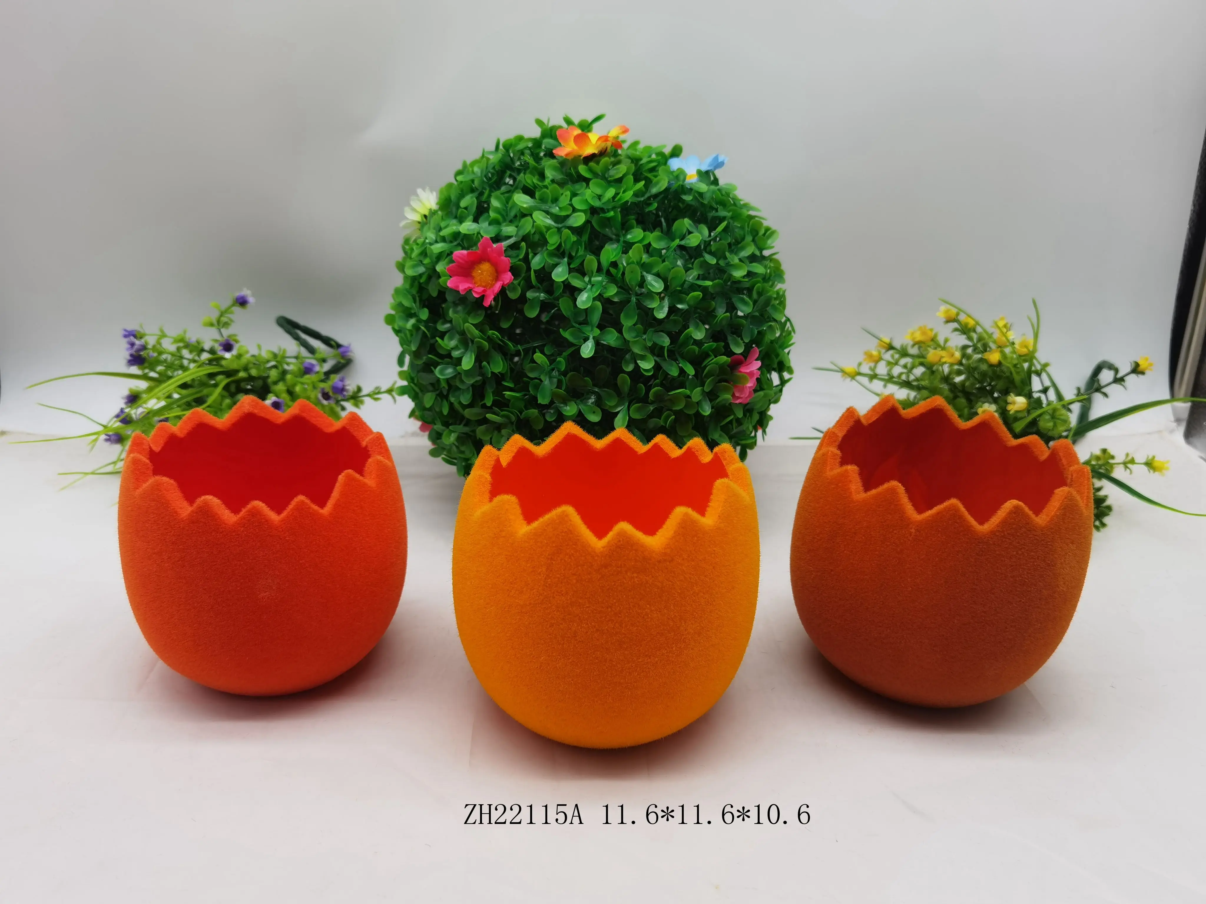 Wholesale Fun Creative Easter Bunny Eggshell plant pot for Halloween Christmas Tabletop ceramic pots flower pot covers
